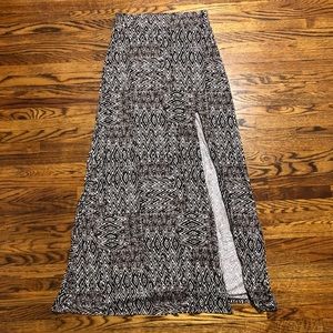 NWOT Element High waist printed maxi skirt w/ slit